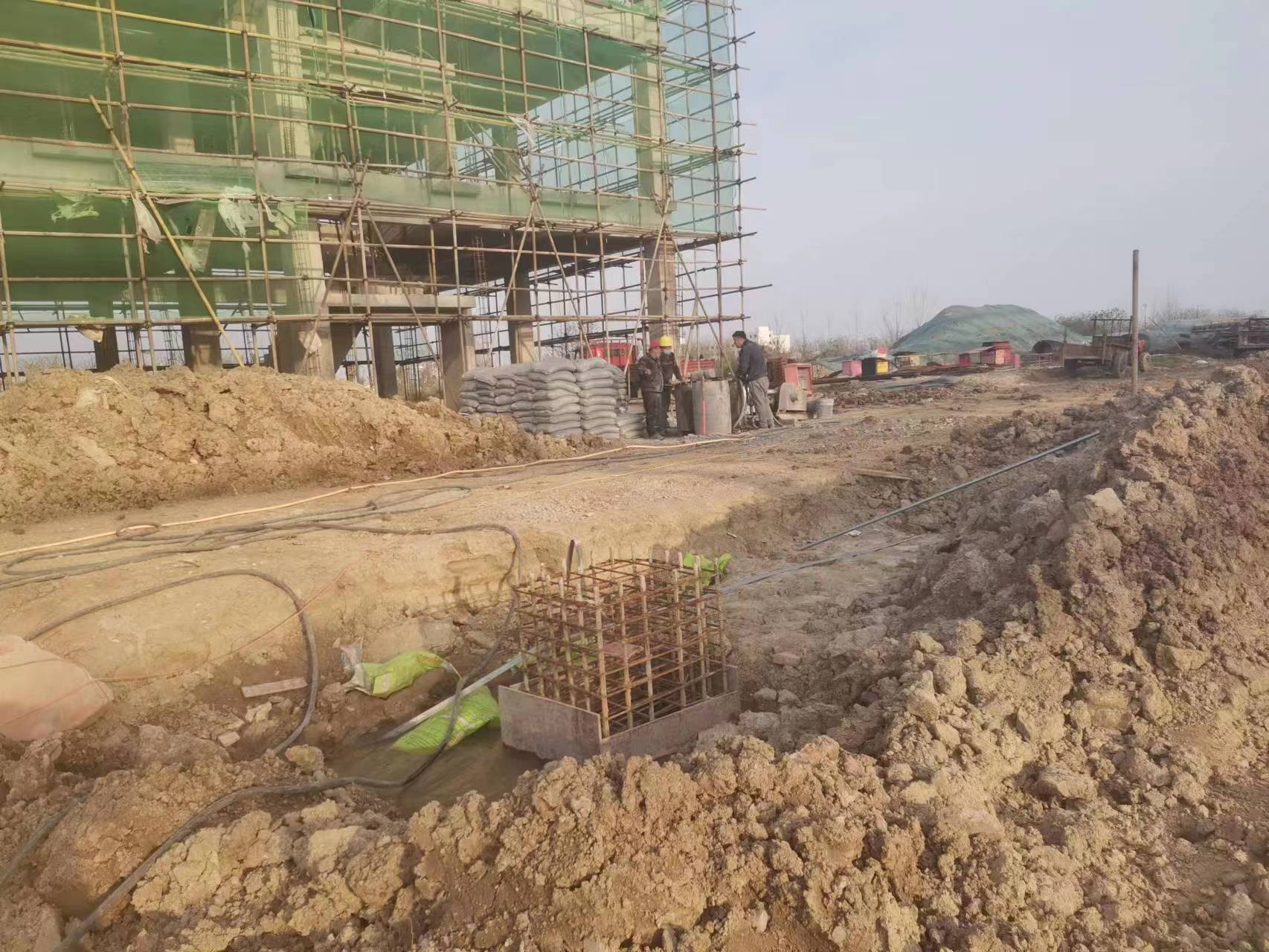 乌尔禾当桥梁出现裂缝的时候应该及时加固修补